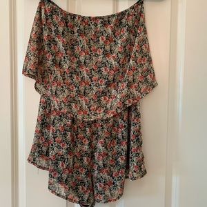 Floral strapless romper